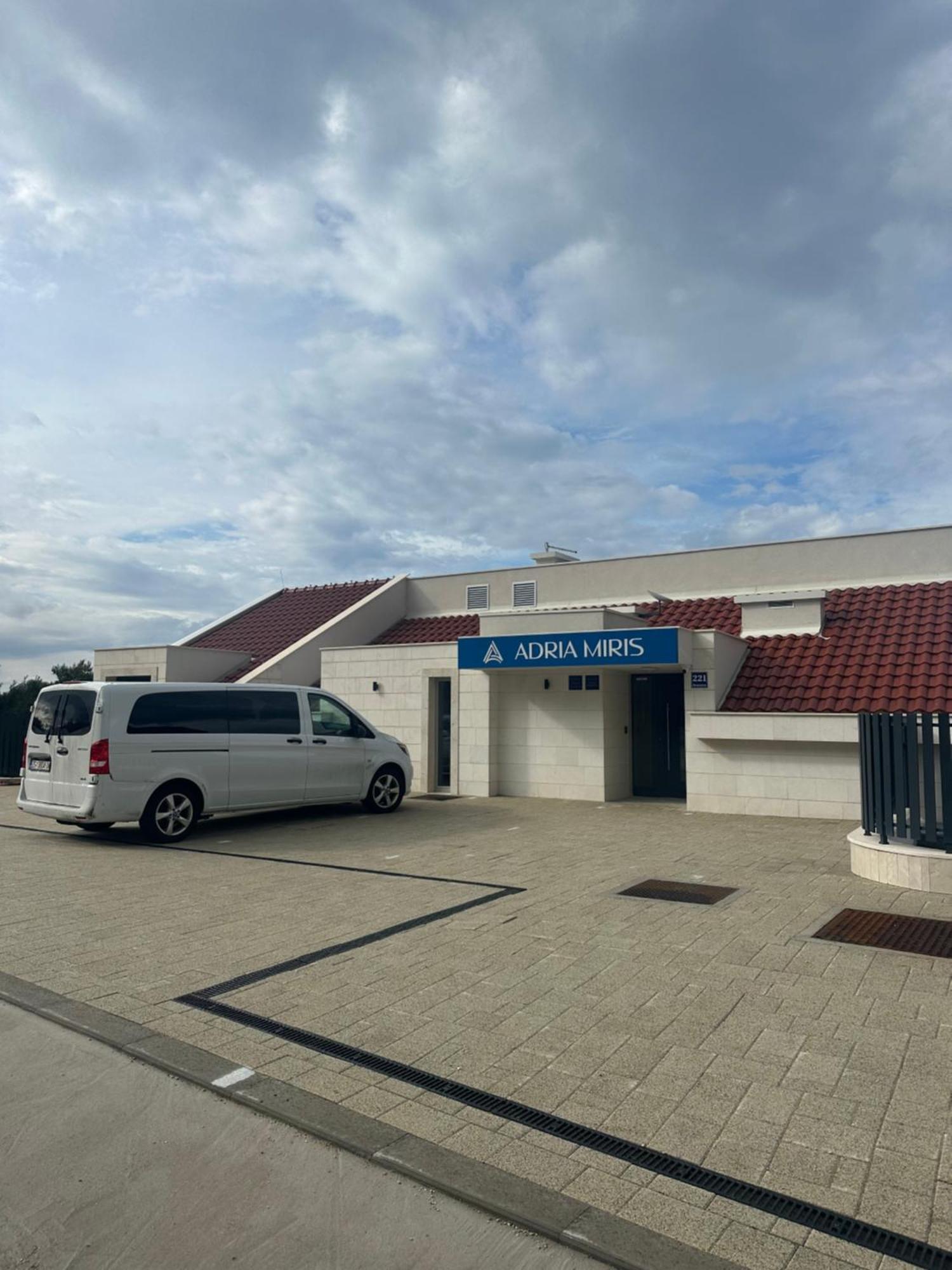 Adria Miris Apartments Драшнице Екстериор снимка
